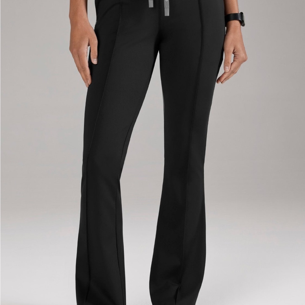 Figs Black High Waisted Evanston FORMx Skinny Flare Scrub Pants